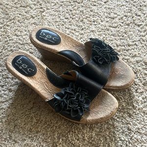 B.O.C. Born Of Concept Woman’s Wedge Size 8 Black Tan Open Toe Slip On Sandals